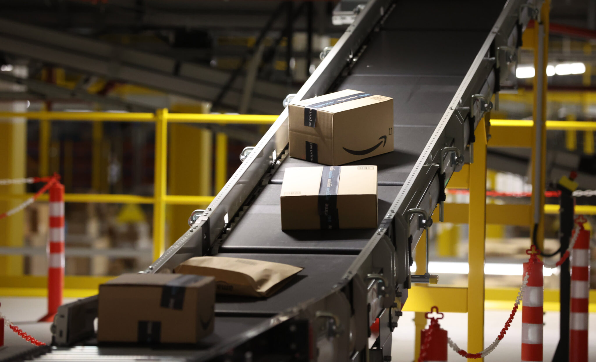 Amazon packages and AI generated product images with seller compliance requirements