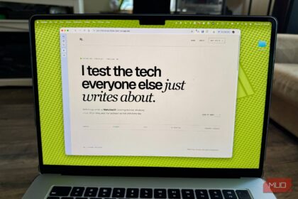 AI voice generation interface displaying text to speech controls and audio waveform