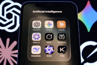 Smartphone screen showing an AI chatbot error message during a widespread service outage