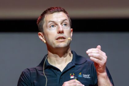 Paul Bakker, the software engineer who wrote the essay Don't use AI to write